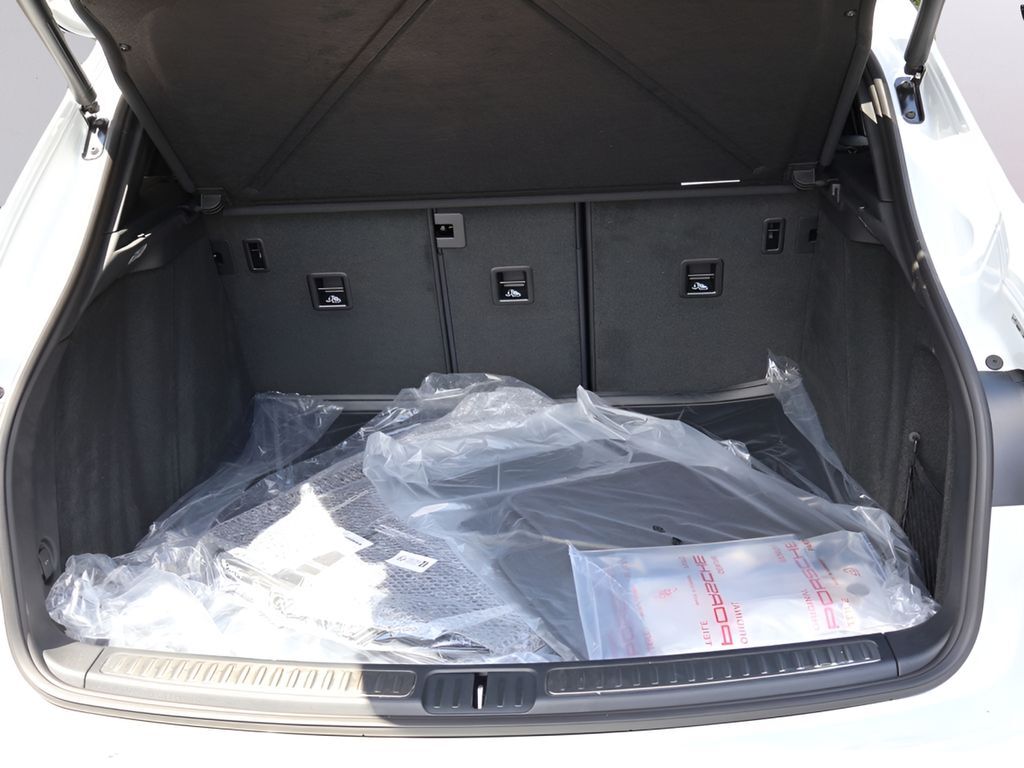 2026 Porsche Macan San Clemente CA