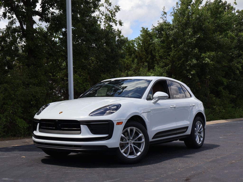 2026 Porsche Macan