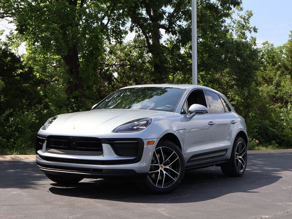 2026 Porsche Macan