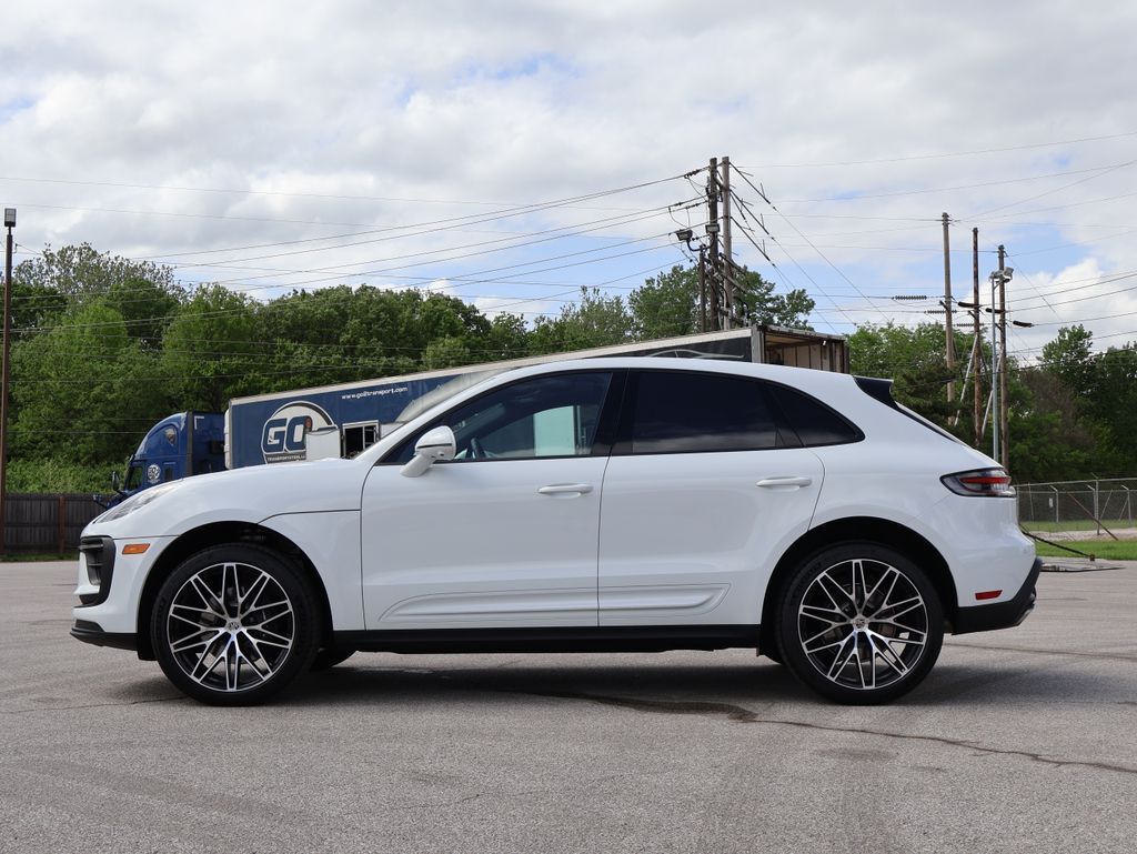 2026 Porsche Macan