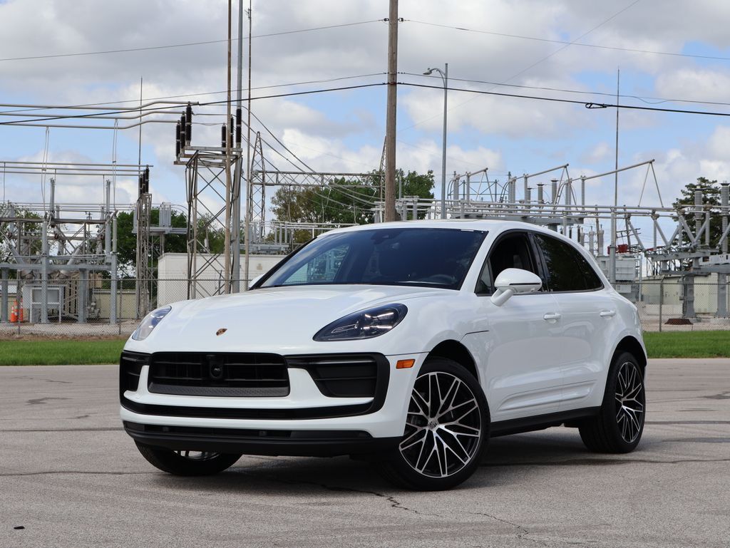 2026 Porsche Macan