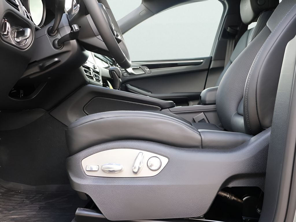 2026 Porsche Macan San Clemente CA