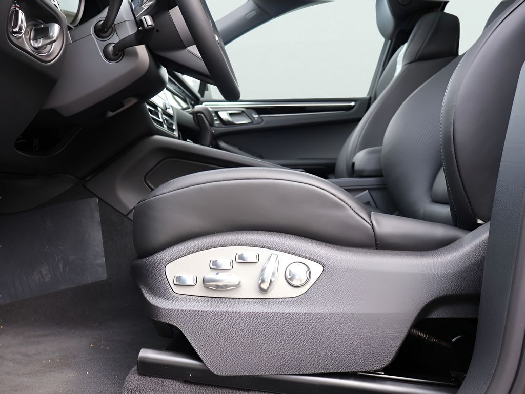 2026 Porsche Macan San Clemente CA