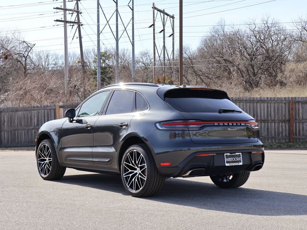 2026 Porsche Macan