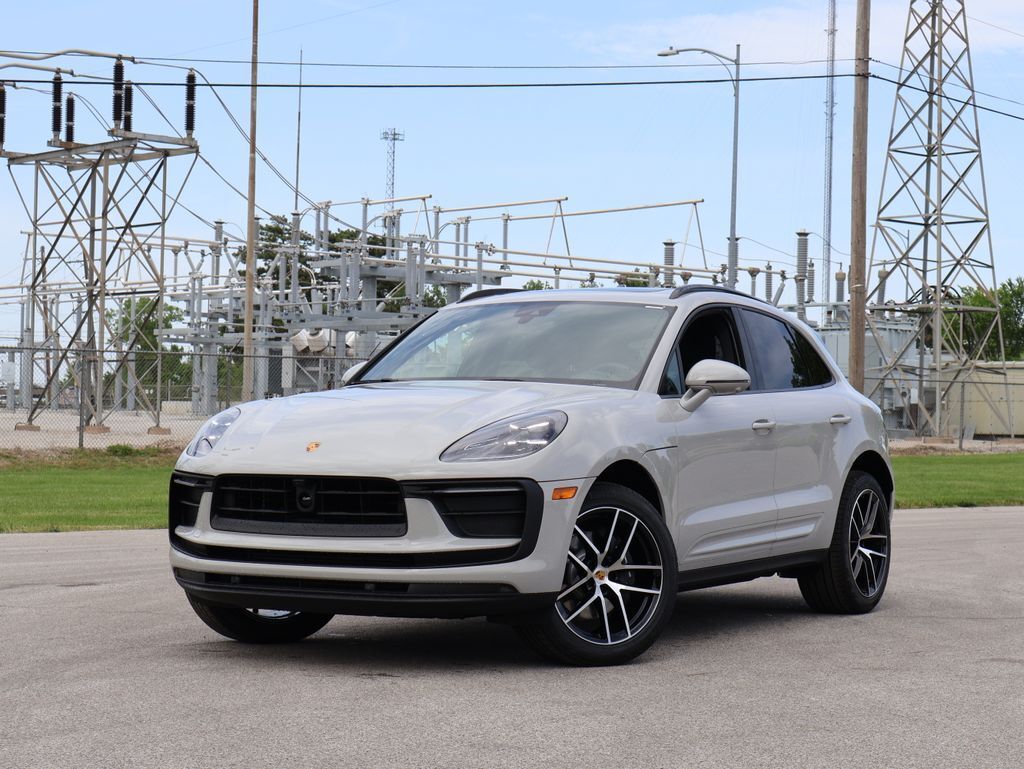 2026 Porsche Macan