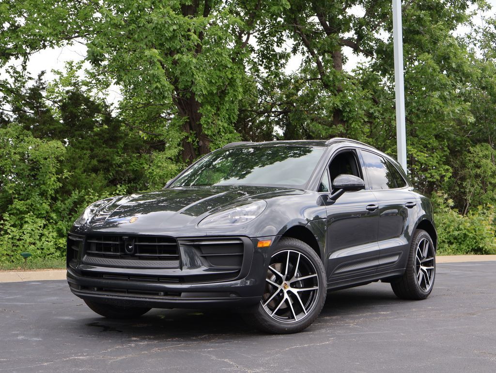 2026 Porsche Macan