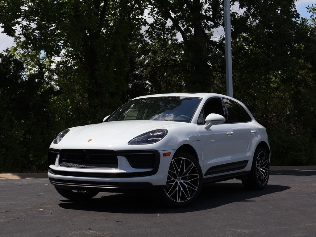 2026 Porsche Macan