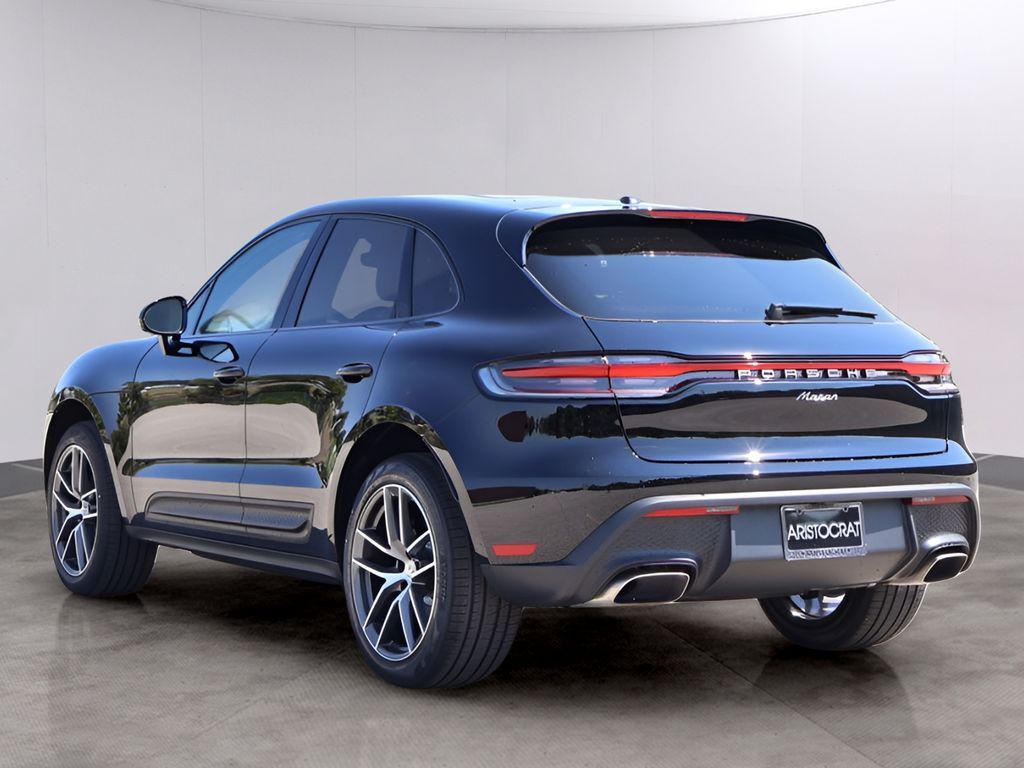 2026 Porsche Macan