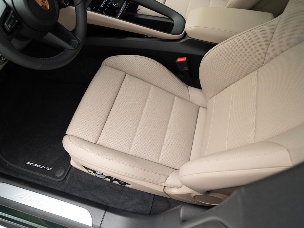 2026 Porsche Macan 4 Electric Pompano Beach FL