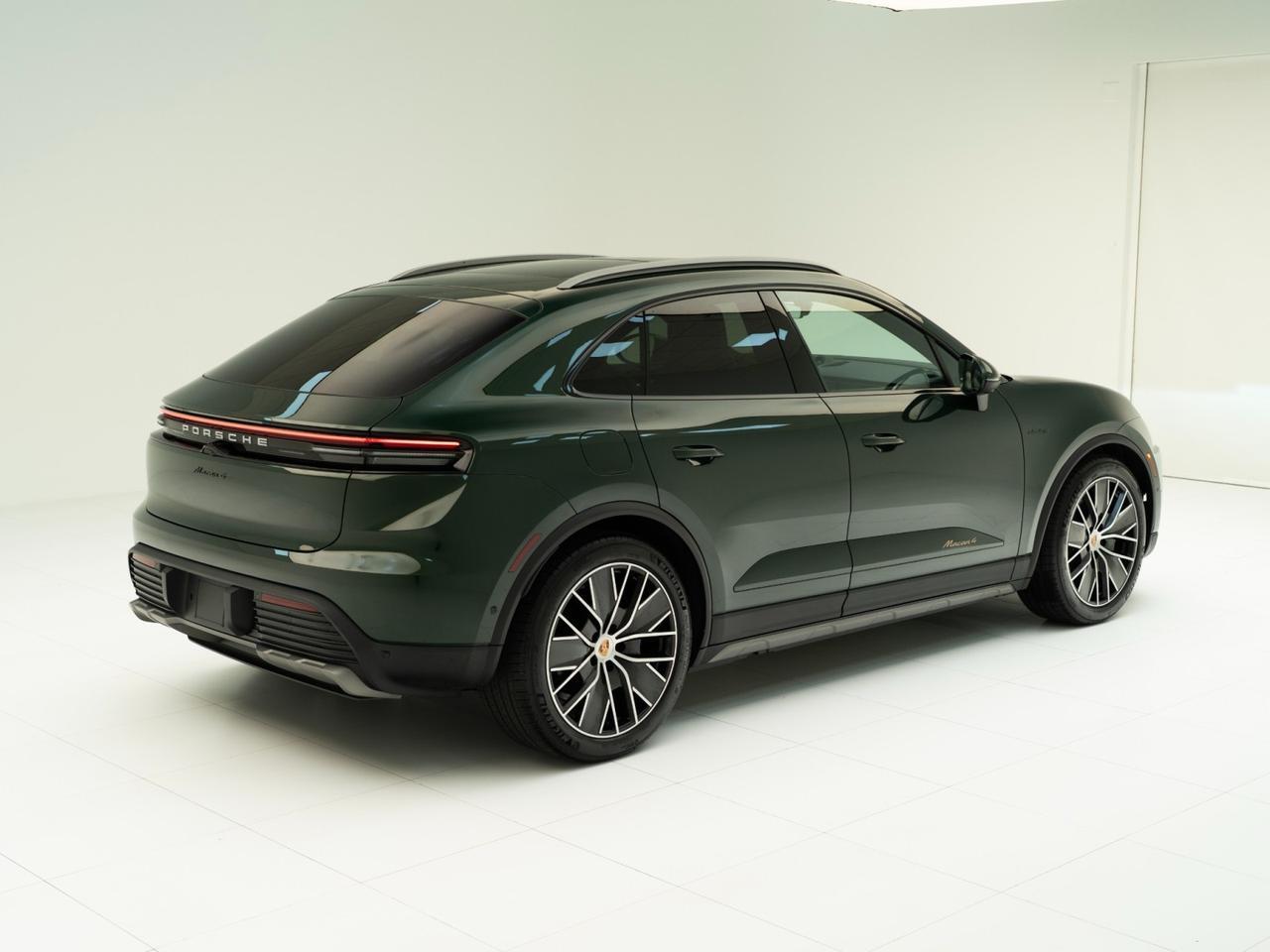 2026 Porsche Macan 4 Electric Pompano Beach FL
