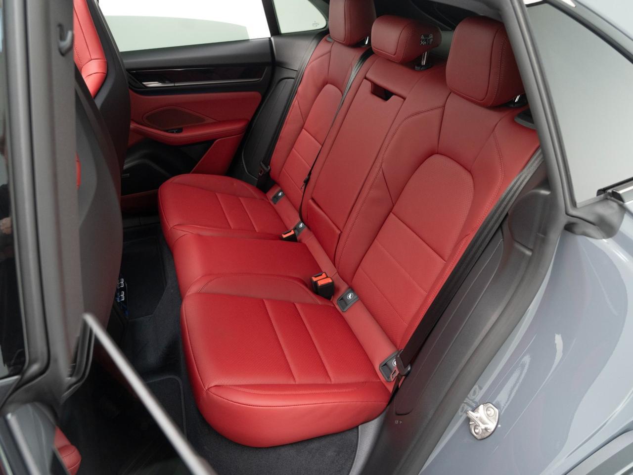 2026 Porsche Macan 4 Electric Pompano Beach FL