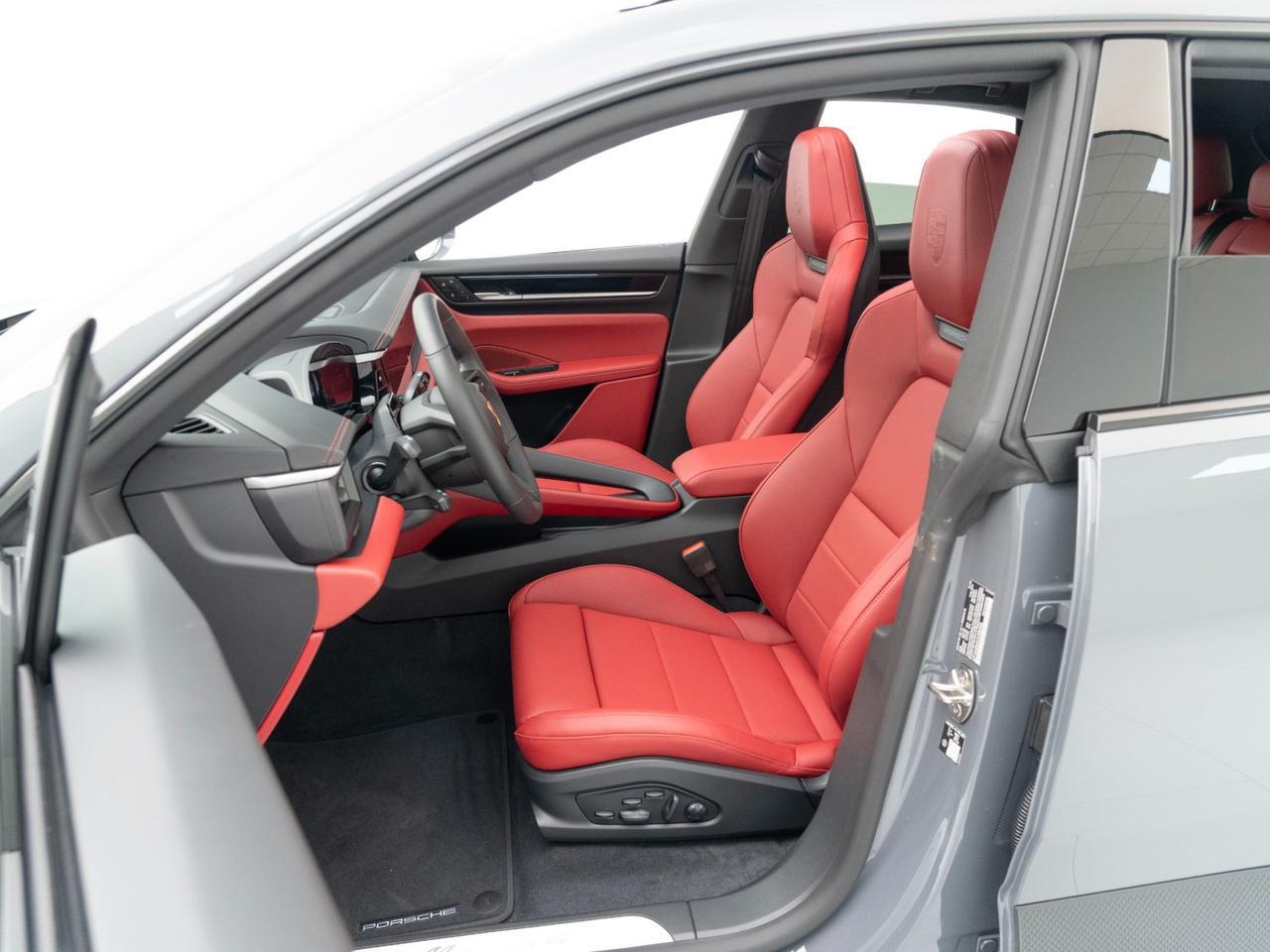 2026 Porsche Macan 4 Electric Pompano Beach FL