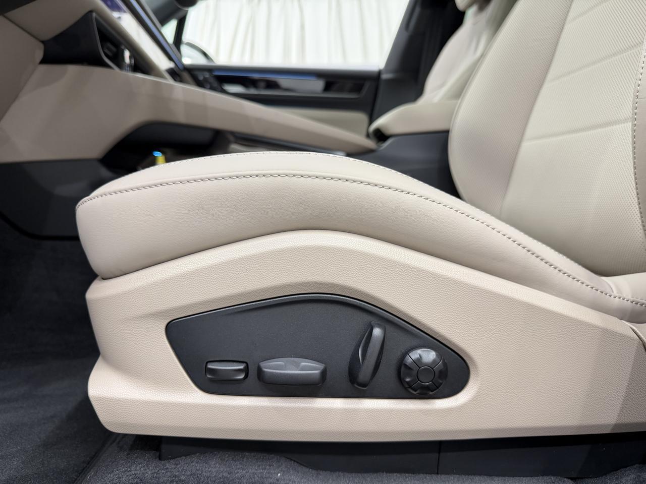 2026 Porsche Macan Electric 4 Newark DE