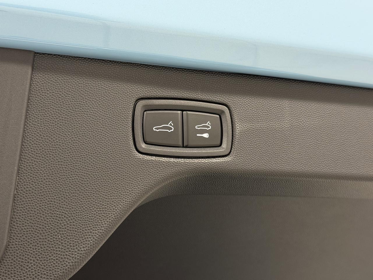 2026 Porsche Macan Electric 4 Newark DE