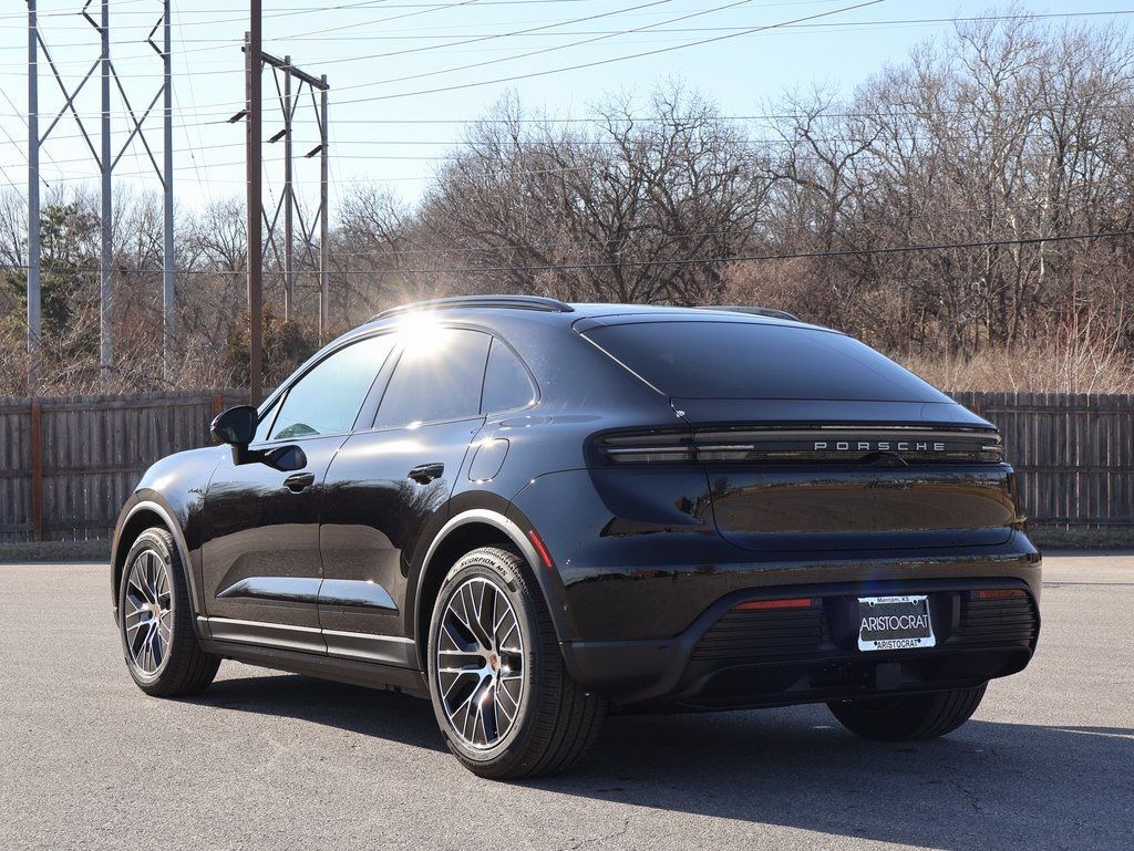 2026 Porsche Macan Electric 4