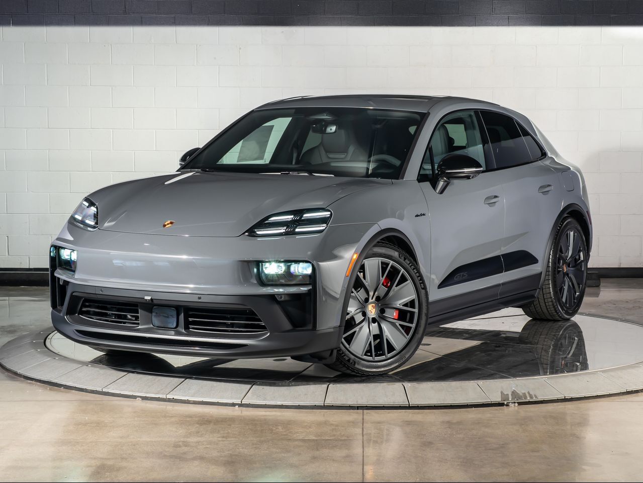 2026 Porsche Macan Electric GTS