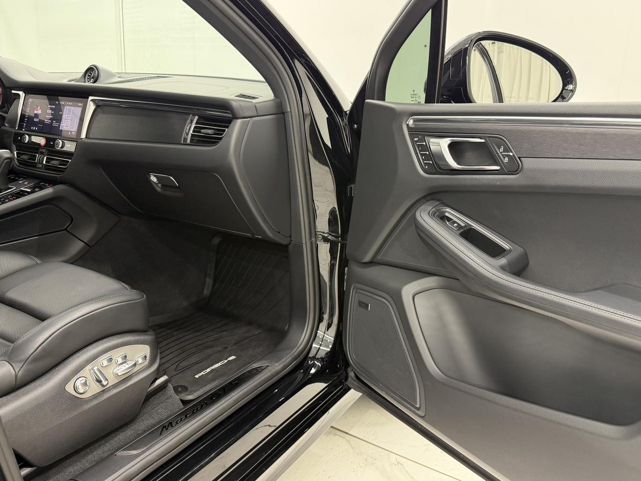 2026 Porsche Macan Gts Newark DE
