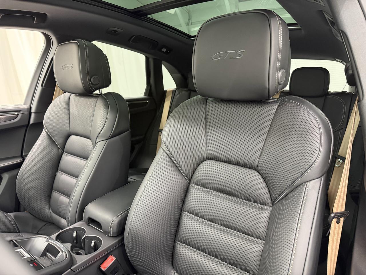 2026 Porsche Macan Gts Newark DE