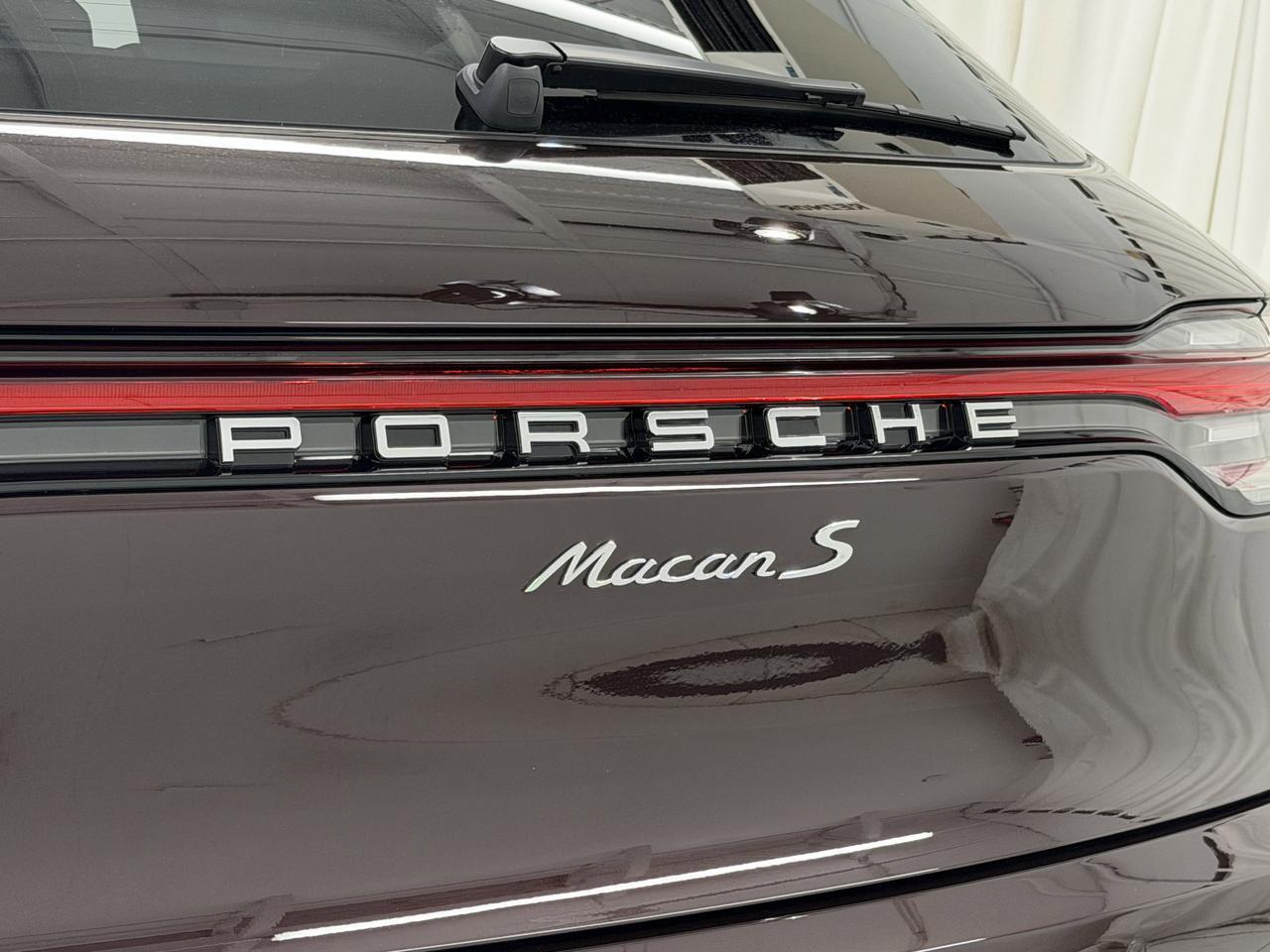 2026 Porsche Macan S Newark DE