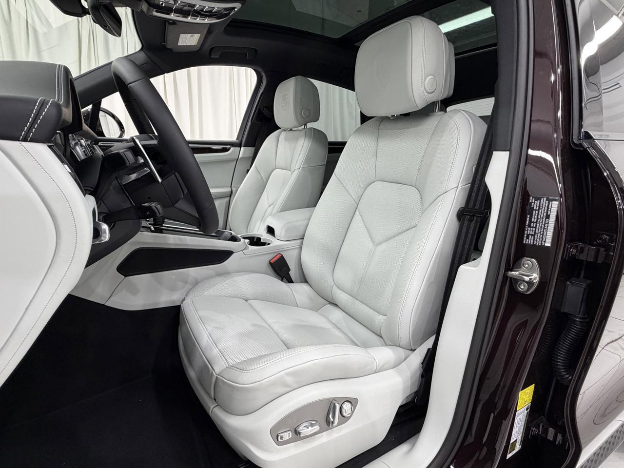 2026 Porsche Macan S Newark DE