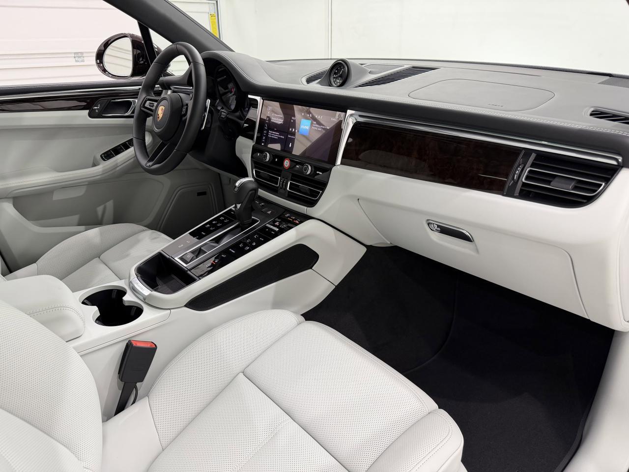 2026 Porsche Macan S Newark DE