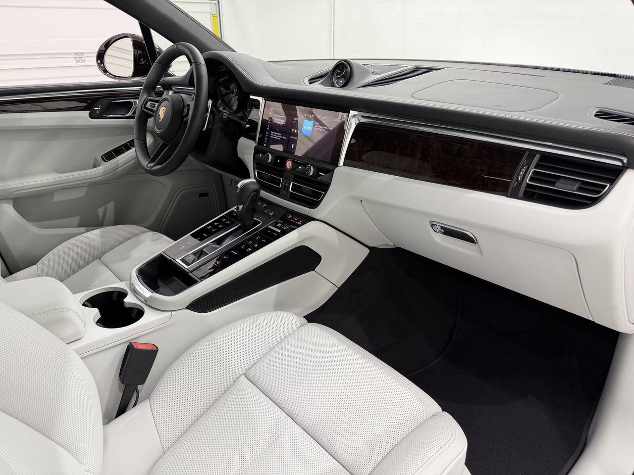 2026 Porsche Macan S Newark DE