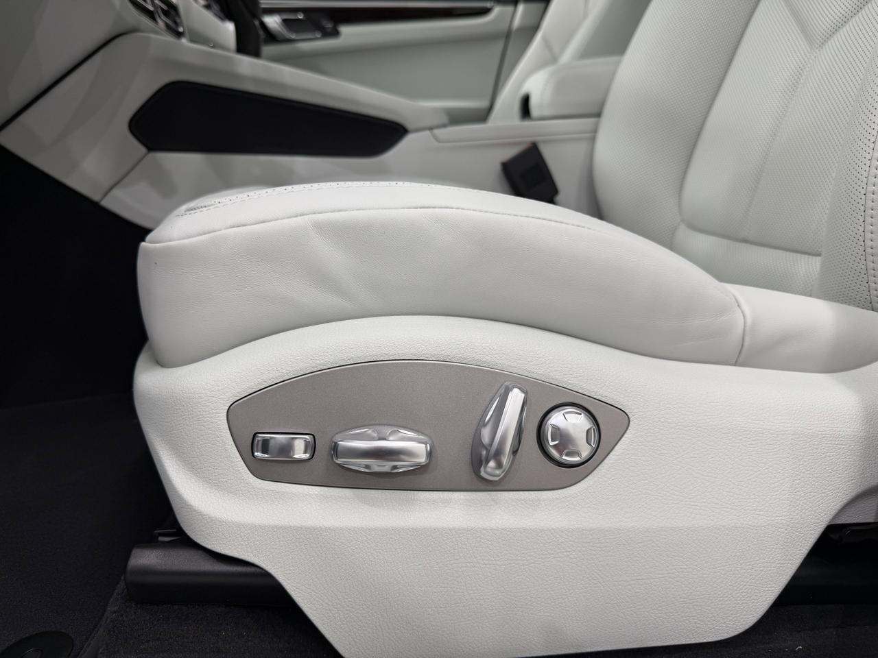 2026 Porsche Macan S Newark DE