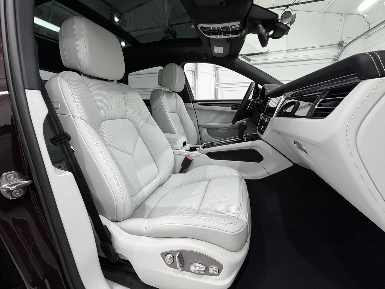 2026 Porsche Macan S Newark DE