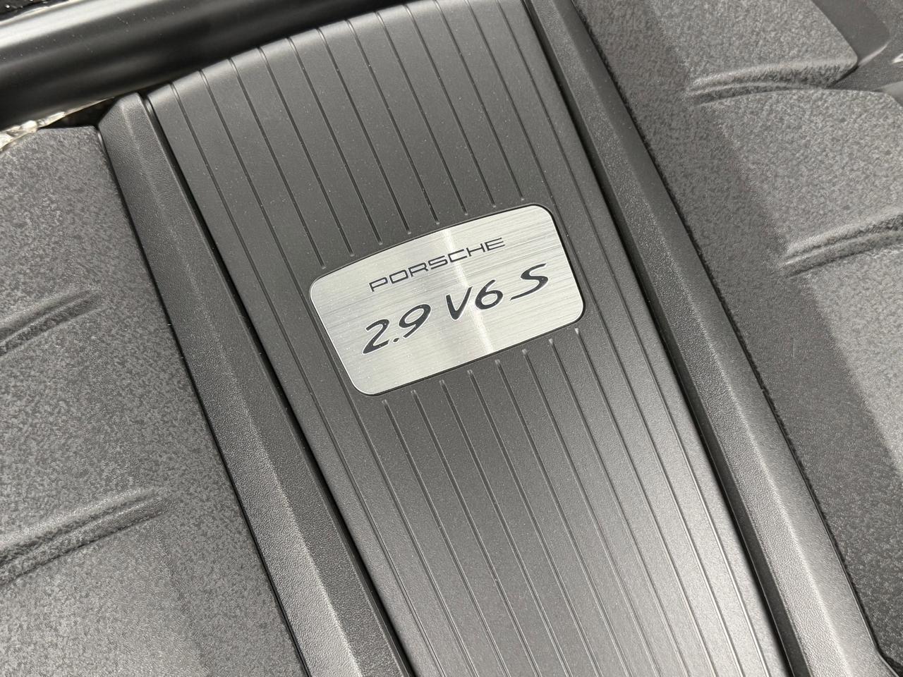 2026 Porsche Macan S Newark DE
