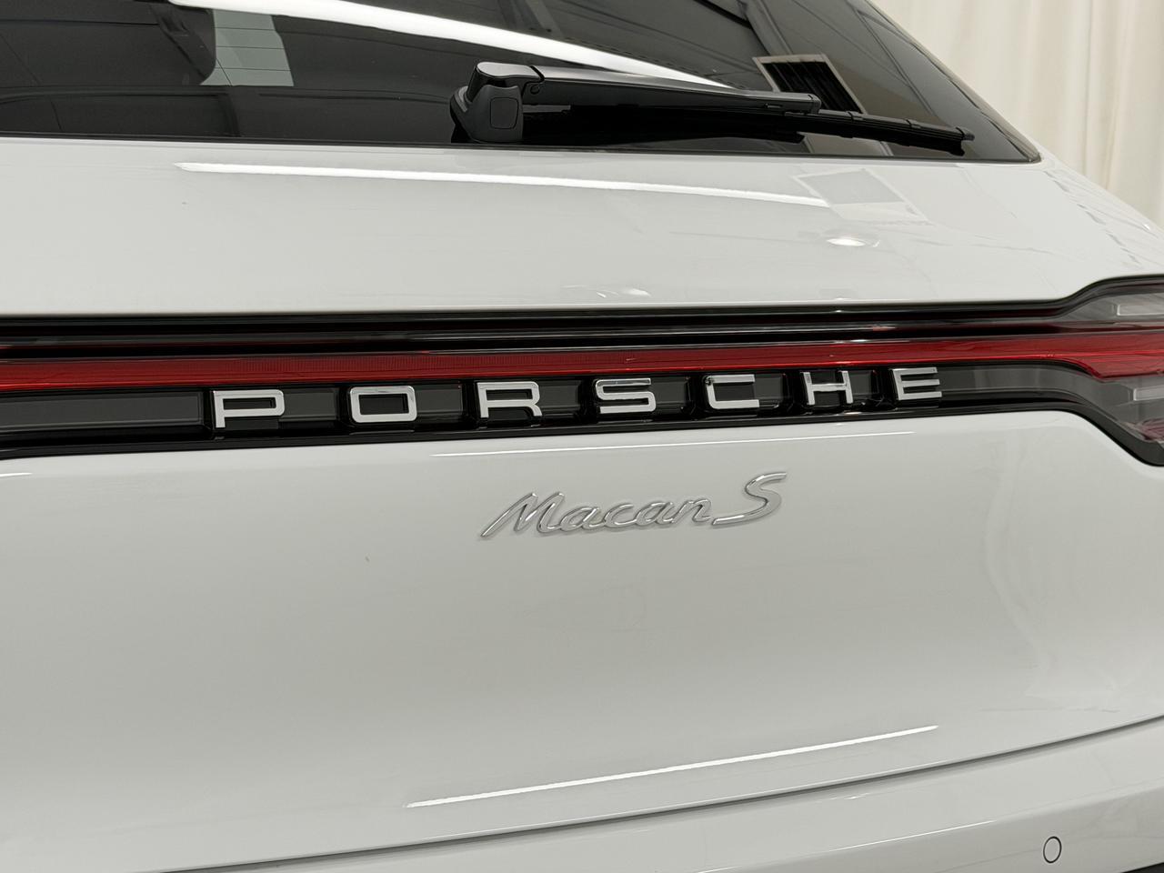 2026 Porsche Macan S Newark DE