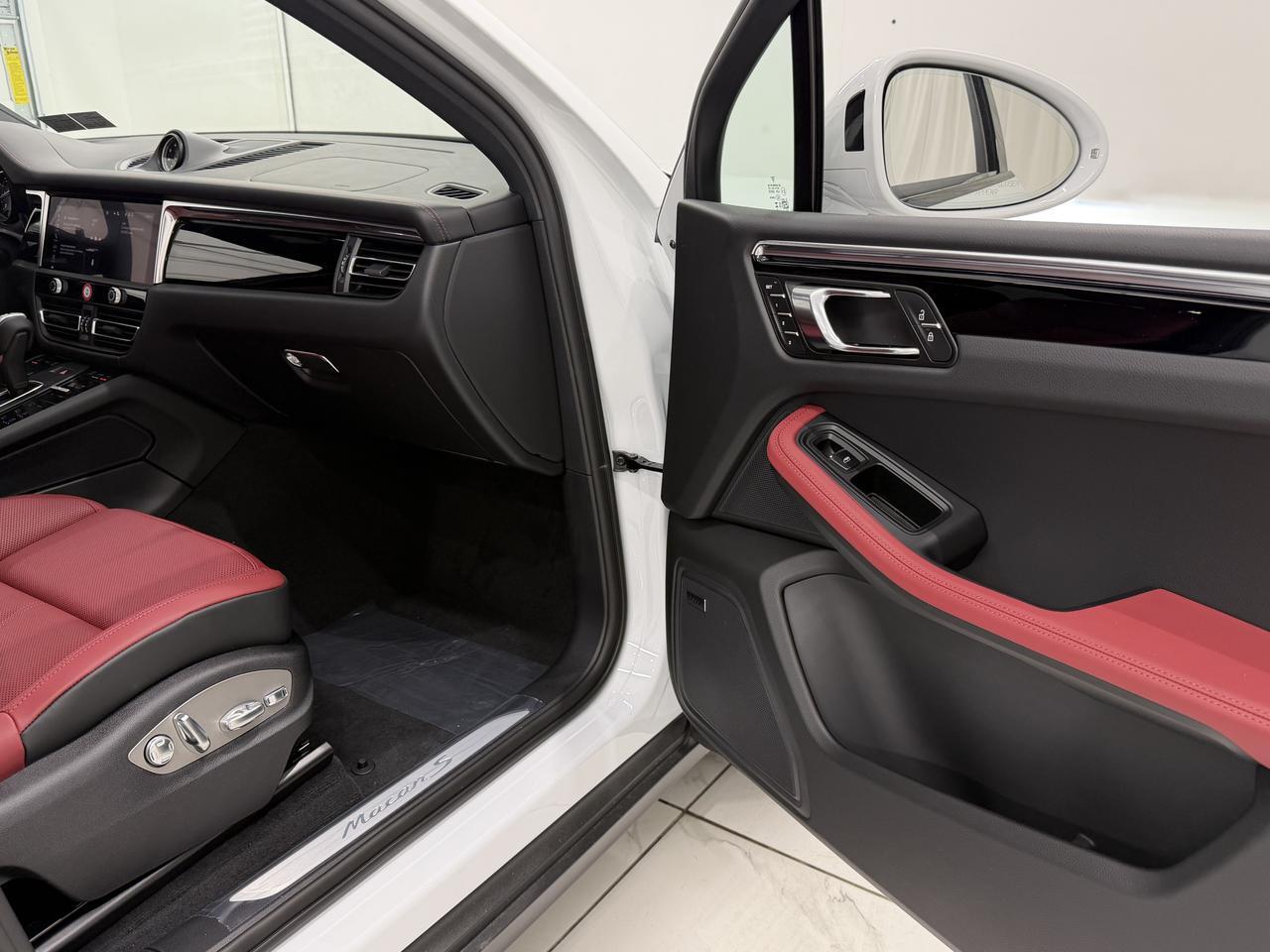 2026 Porsche Macan S Newark DE