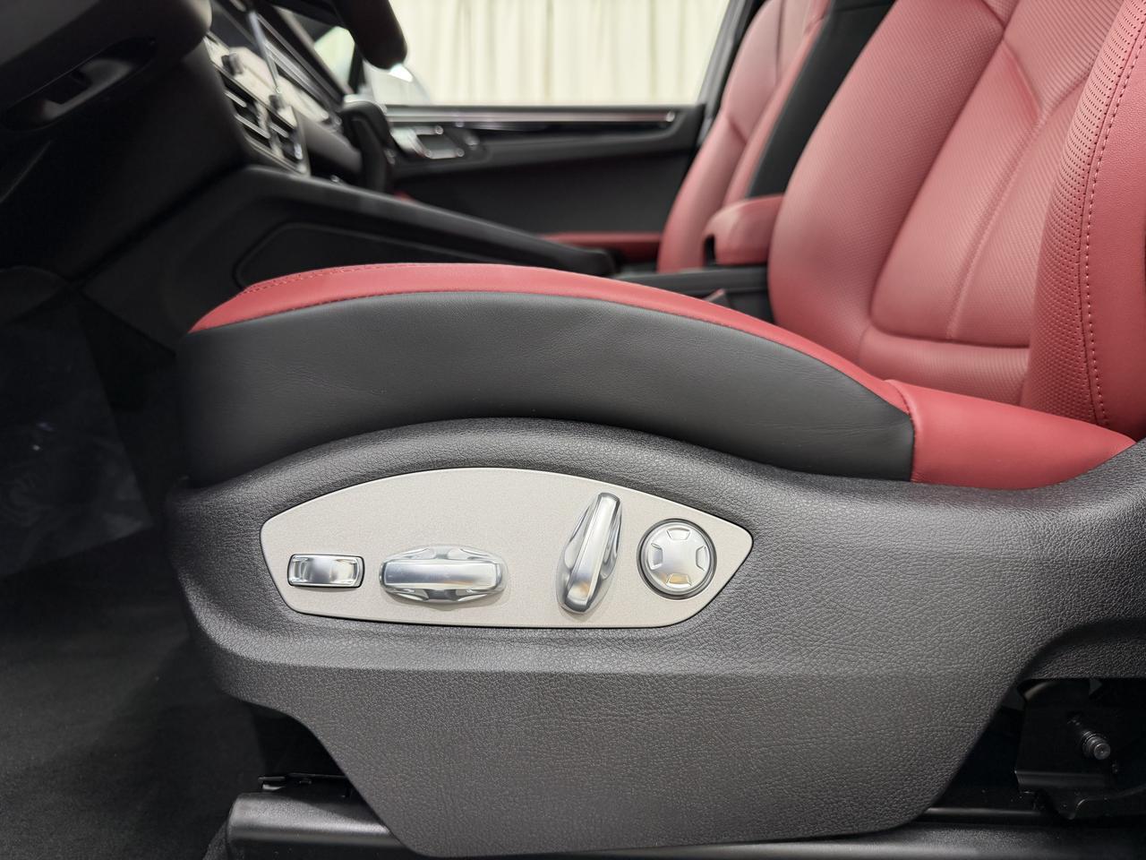 2026 Porsche Macan S Newark DE