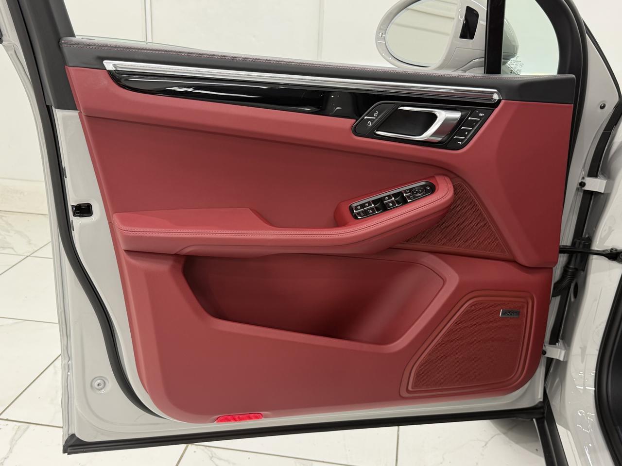 2026 Porsche Macan S Newark DE