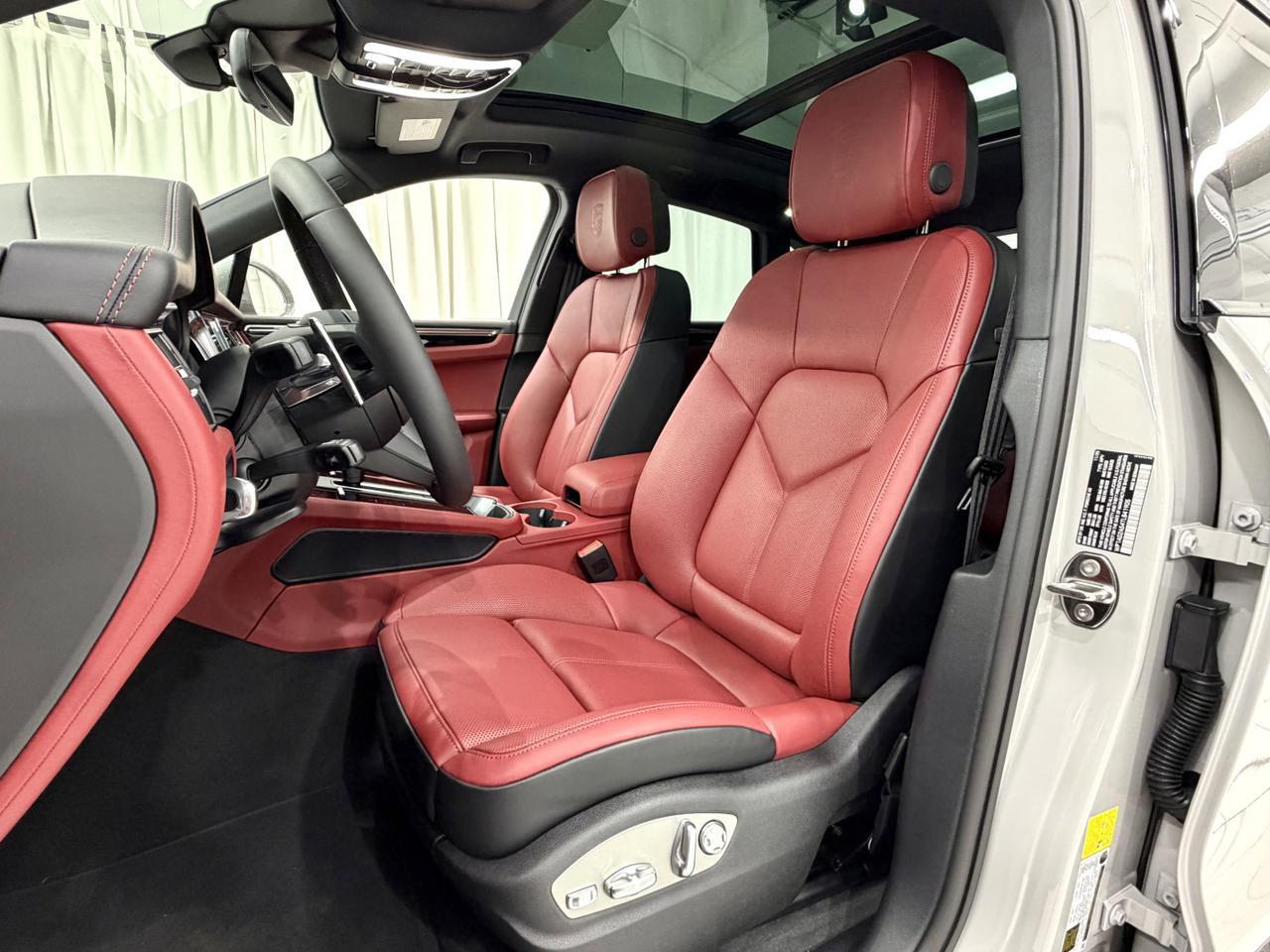 2026 Porsche Macan S Newark DE