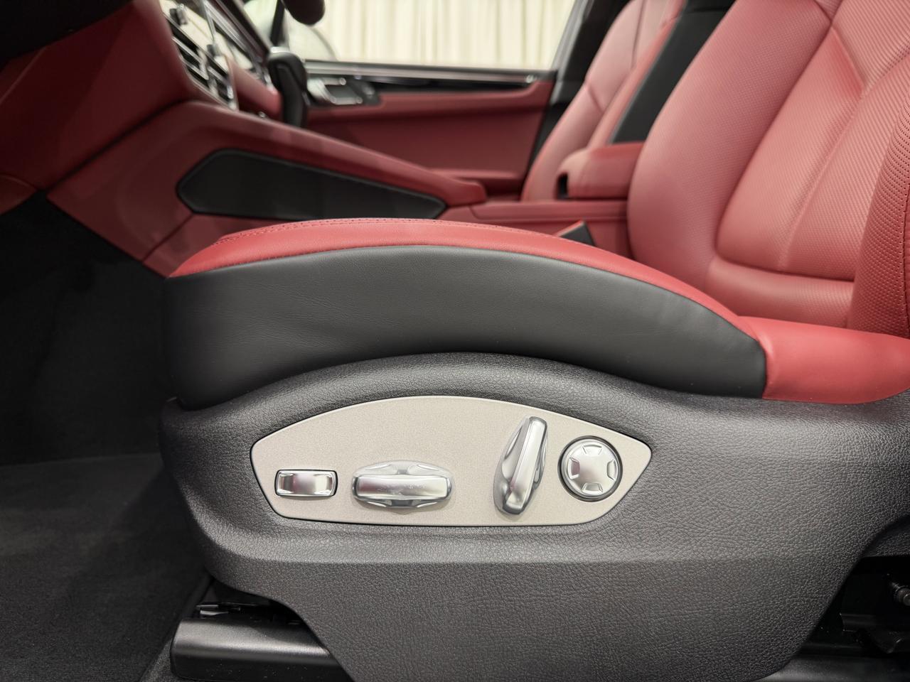 2026 Porsche Macan S Newark DE