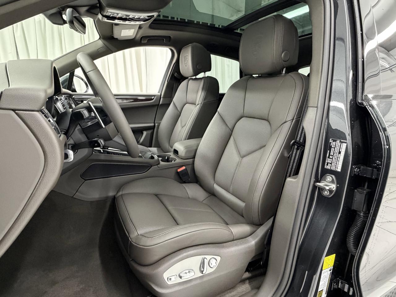 2026 Porsche Macan S Newark DE