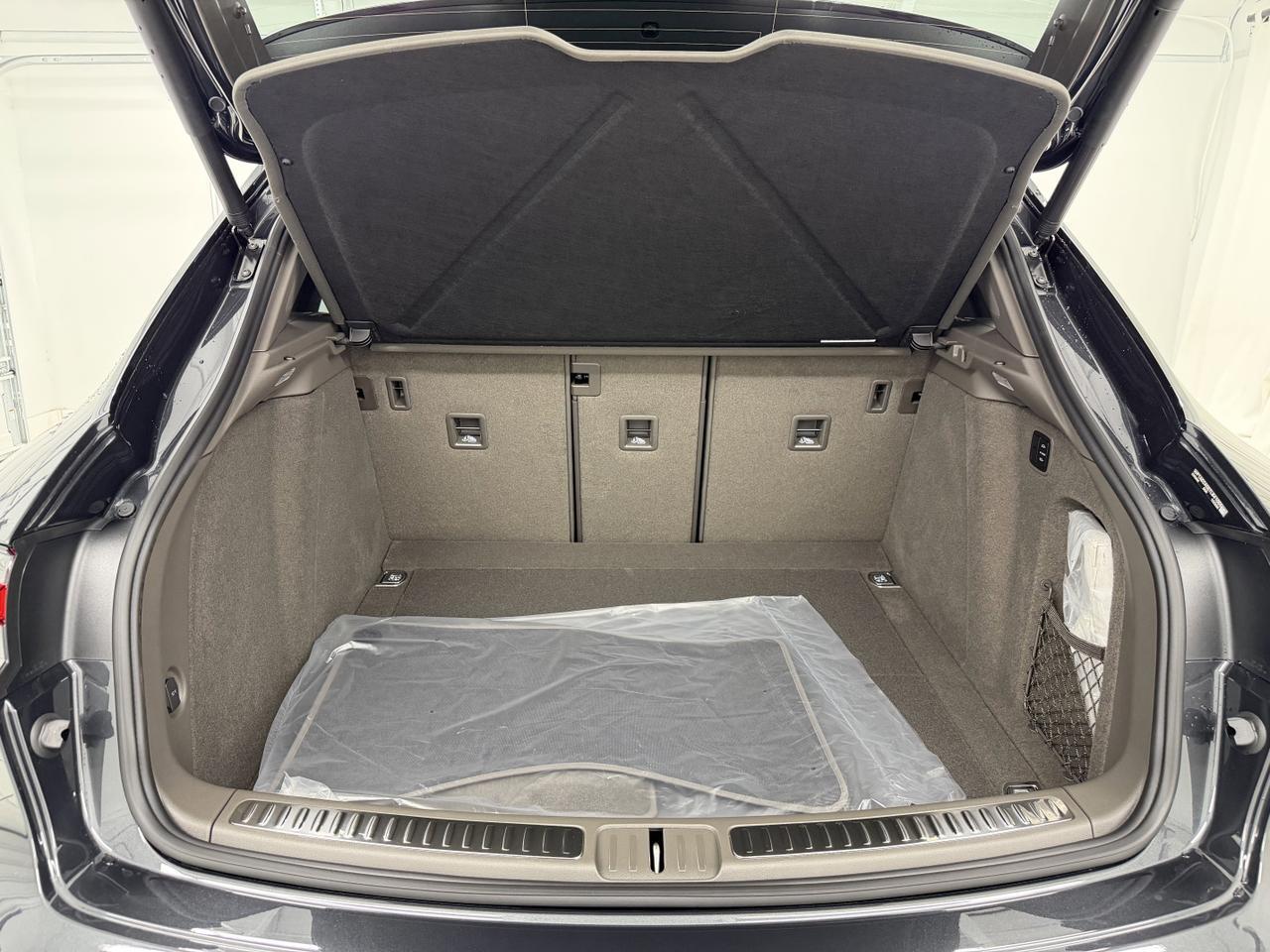 2026 Porsche Macan S Newark DE