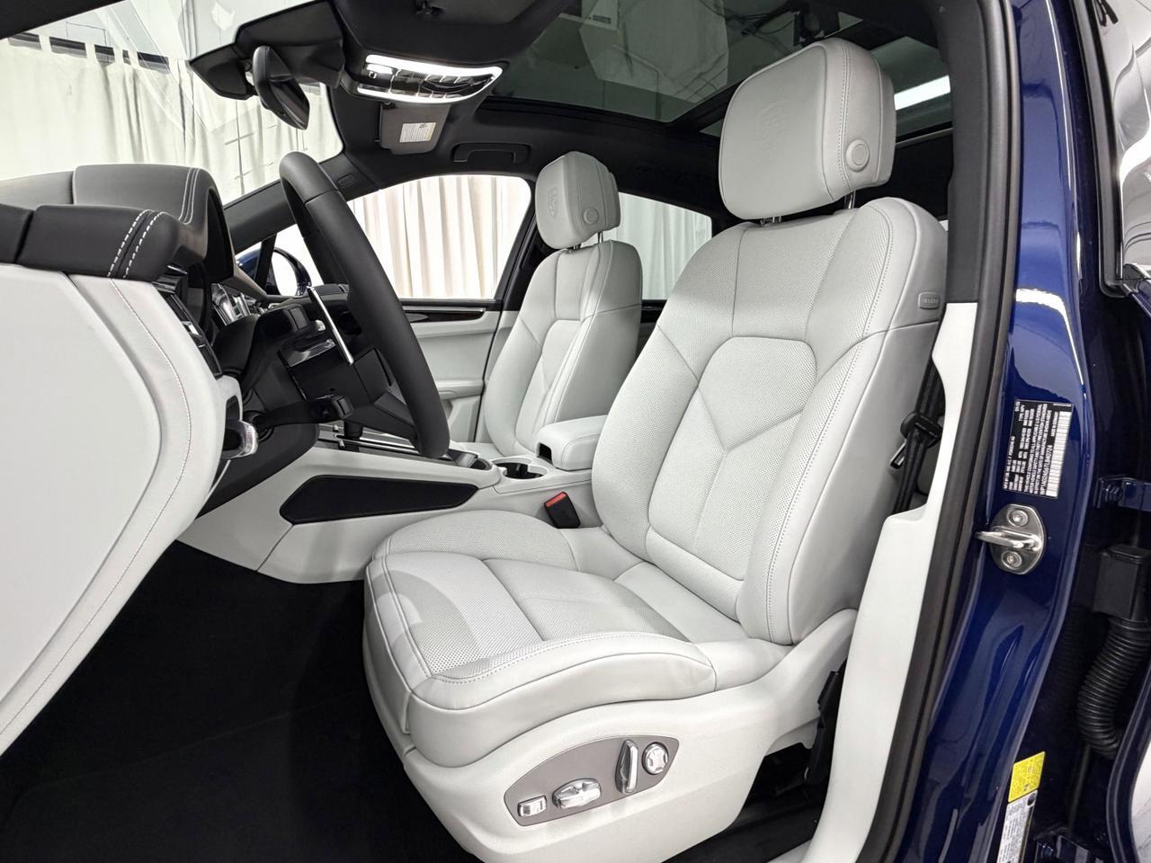 2026 Porsche Macan S Newark DE