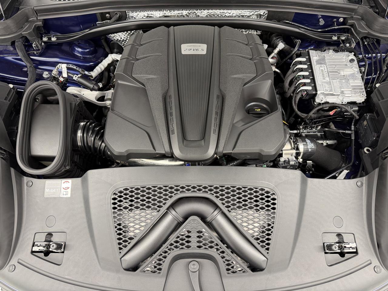 2026 Porsche Macan S Newark DE