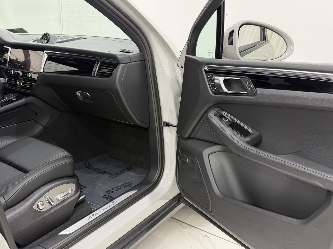 2026 Porsche Macan S Newark DE