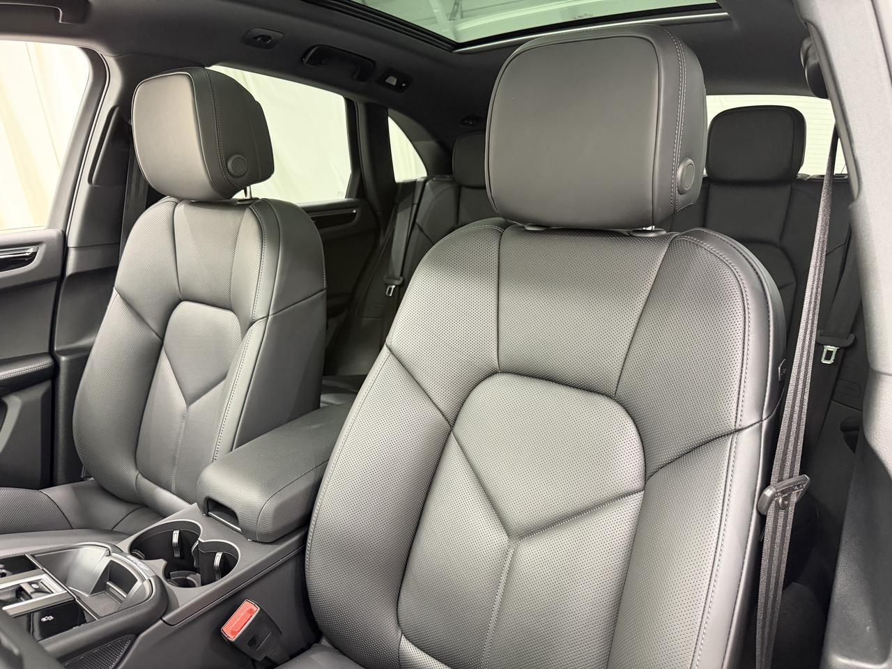 2026 Porsche Macan S Newark DE