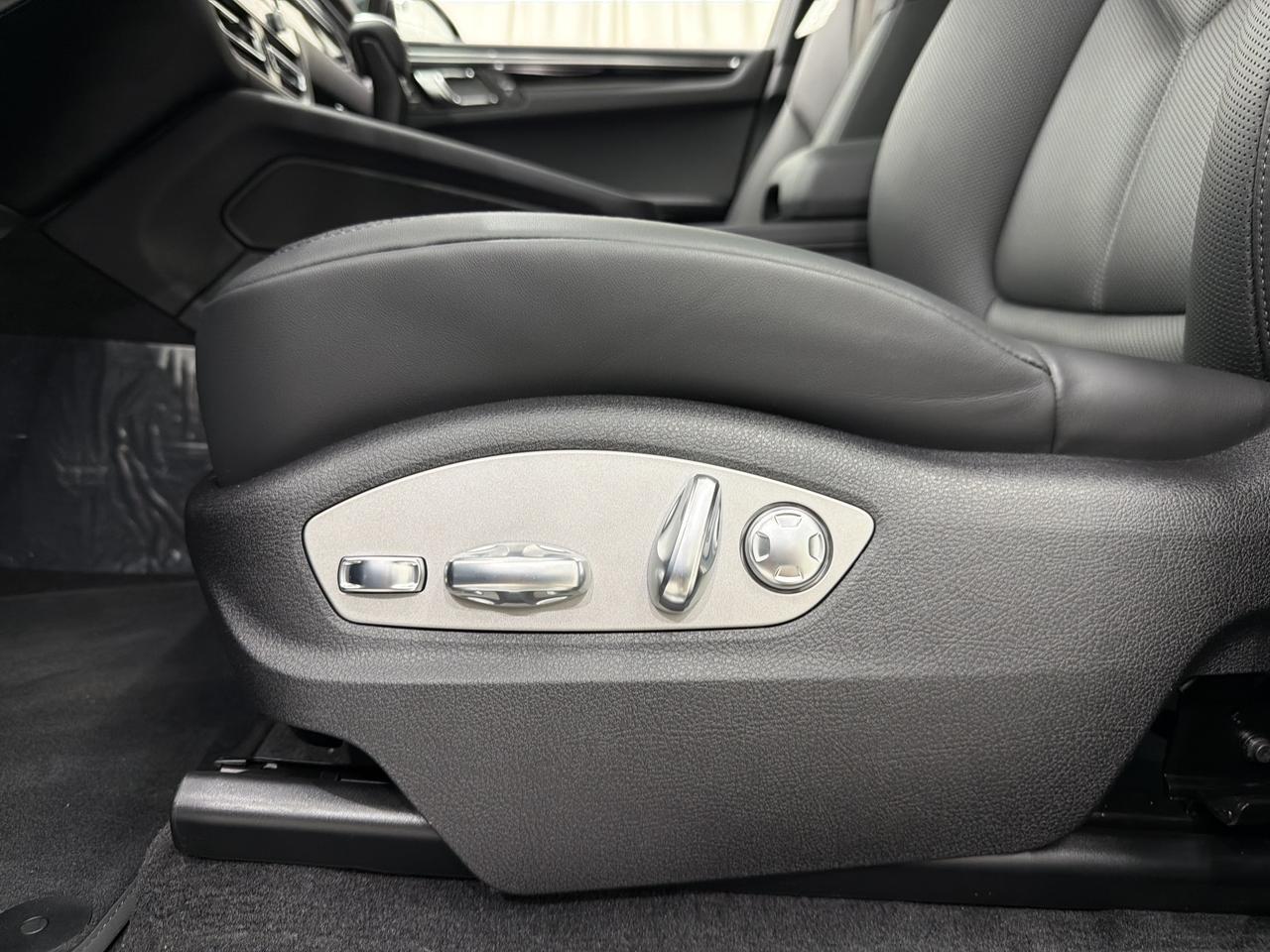 2026 Porsche Macan S Newark DE