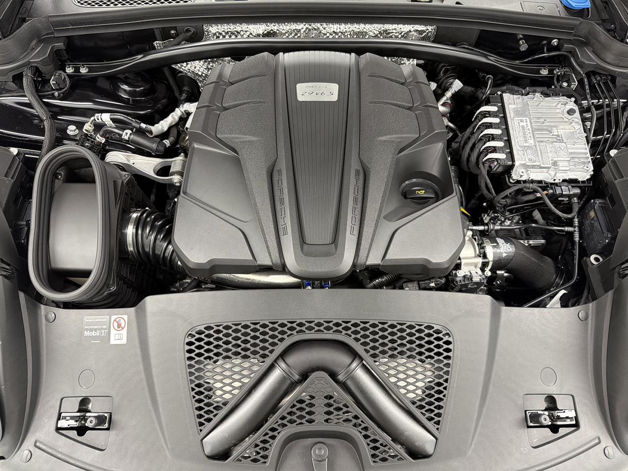 2026 Porsche Macan S Newark DE