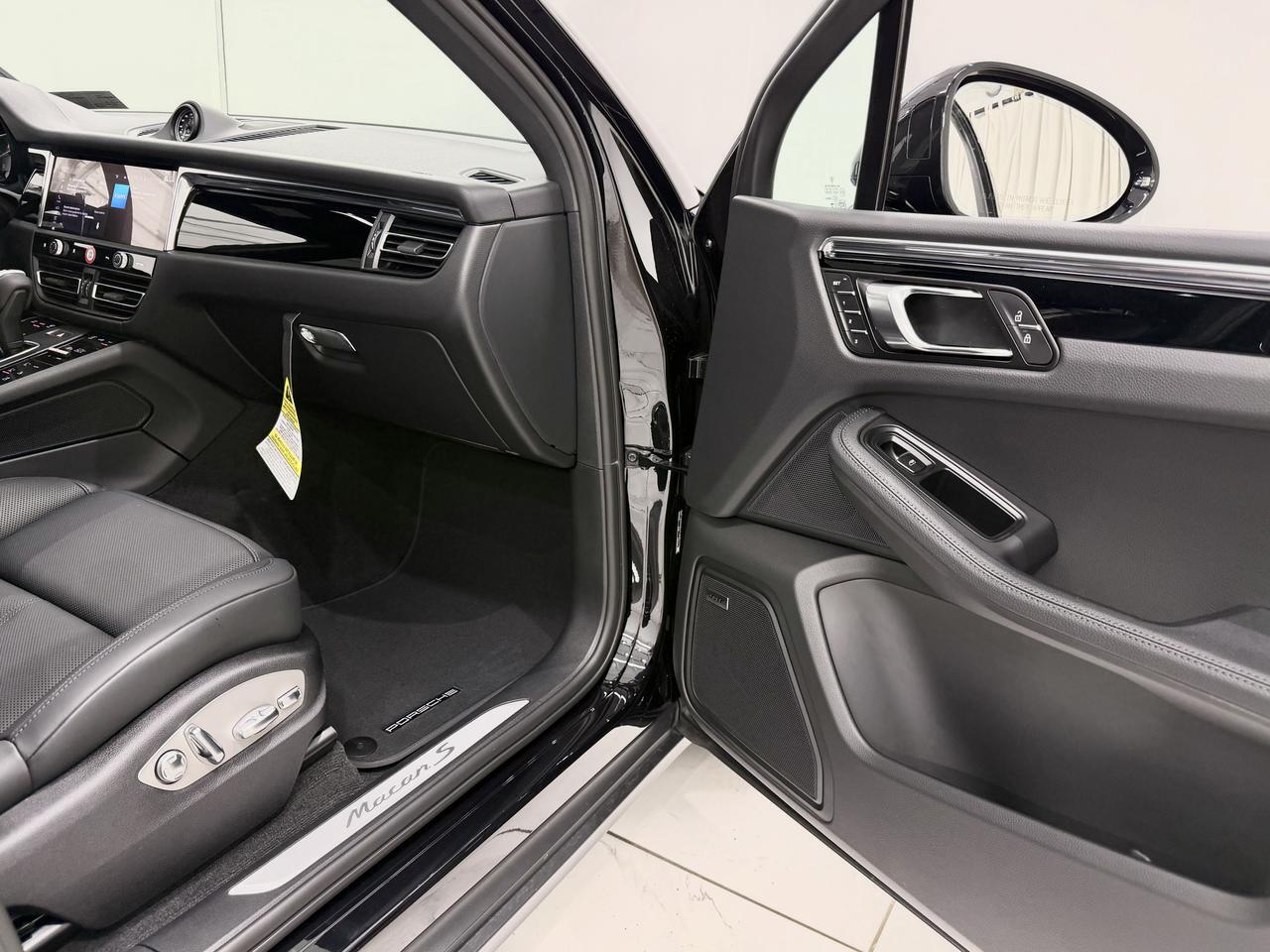 2026 Porsche Macan S Newark DE
