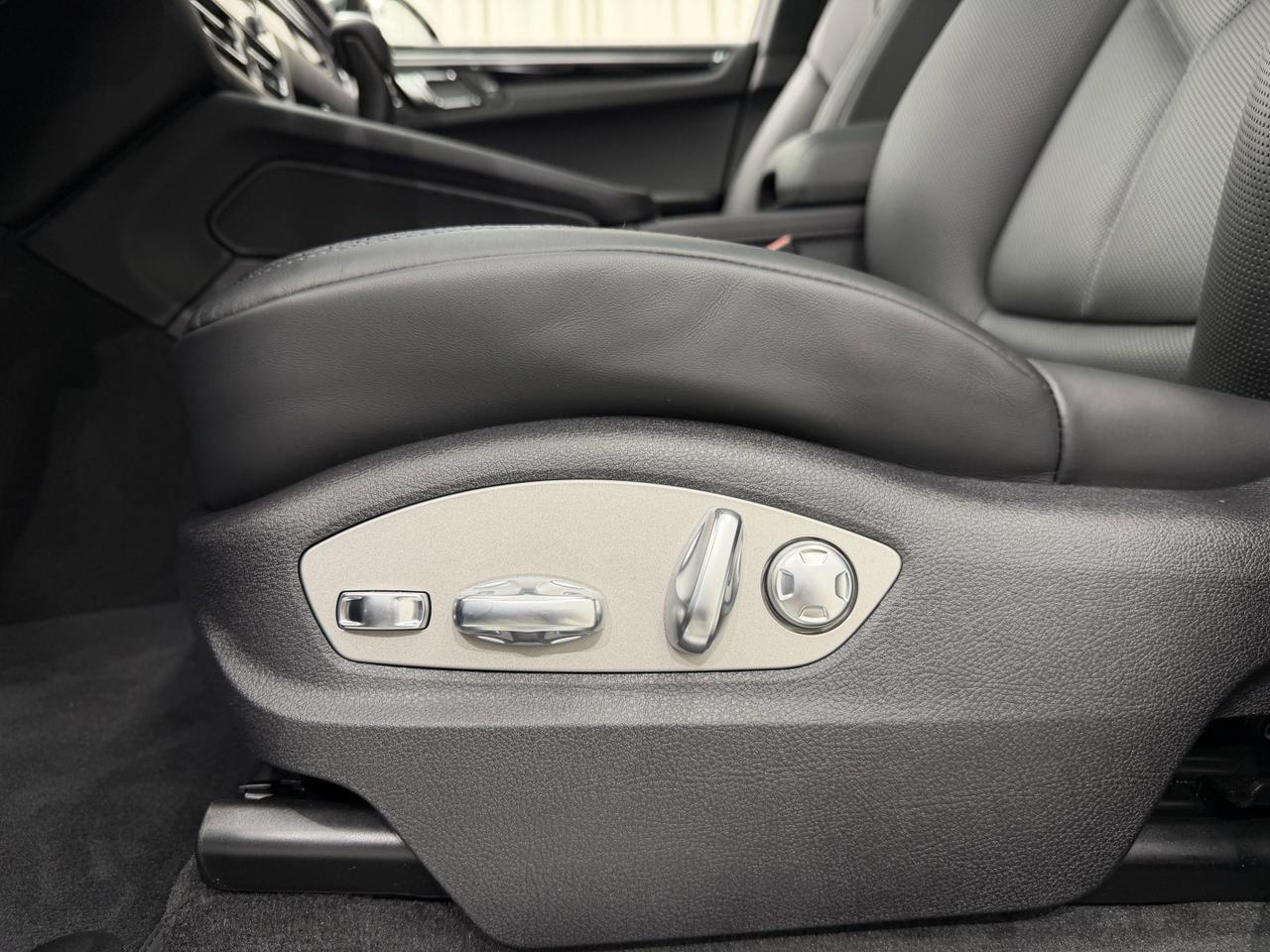 2026 Porsche Macan S Newark DE