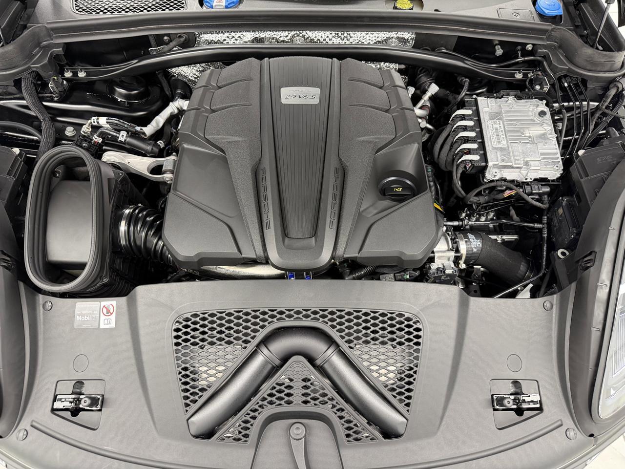 2026 Porsche Macan S Newark DE