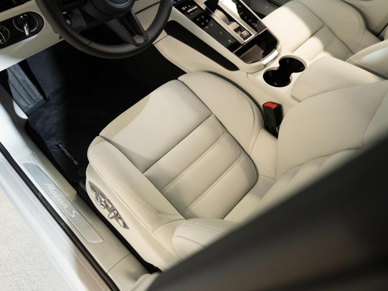 2026 Porsche Macan S Pompano Beach FL