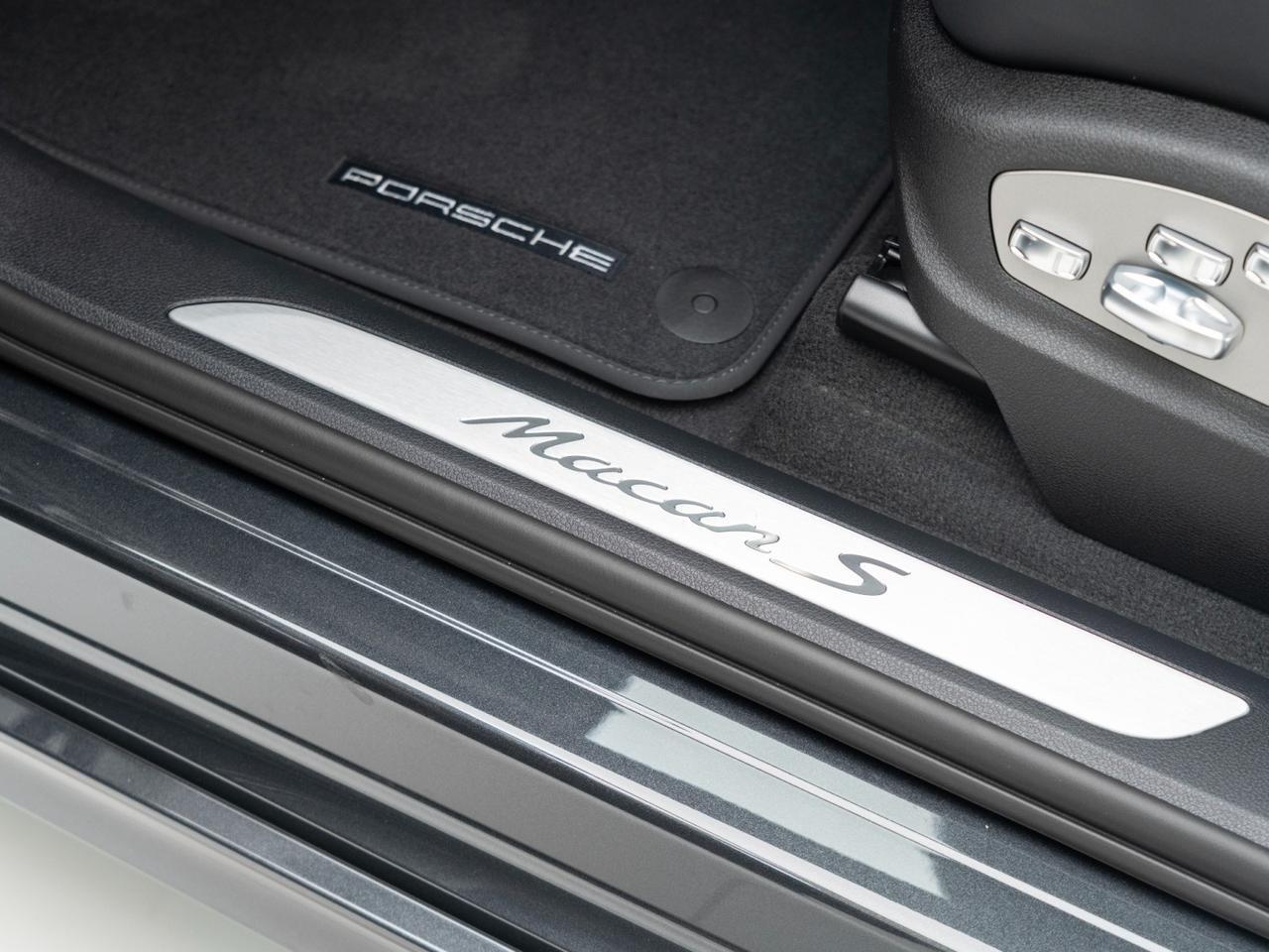 2026 Porsche Macan S Pompano Beach FL