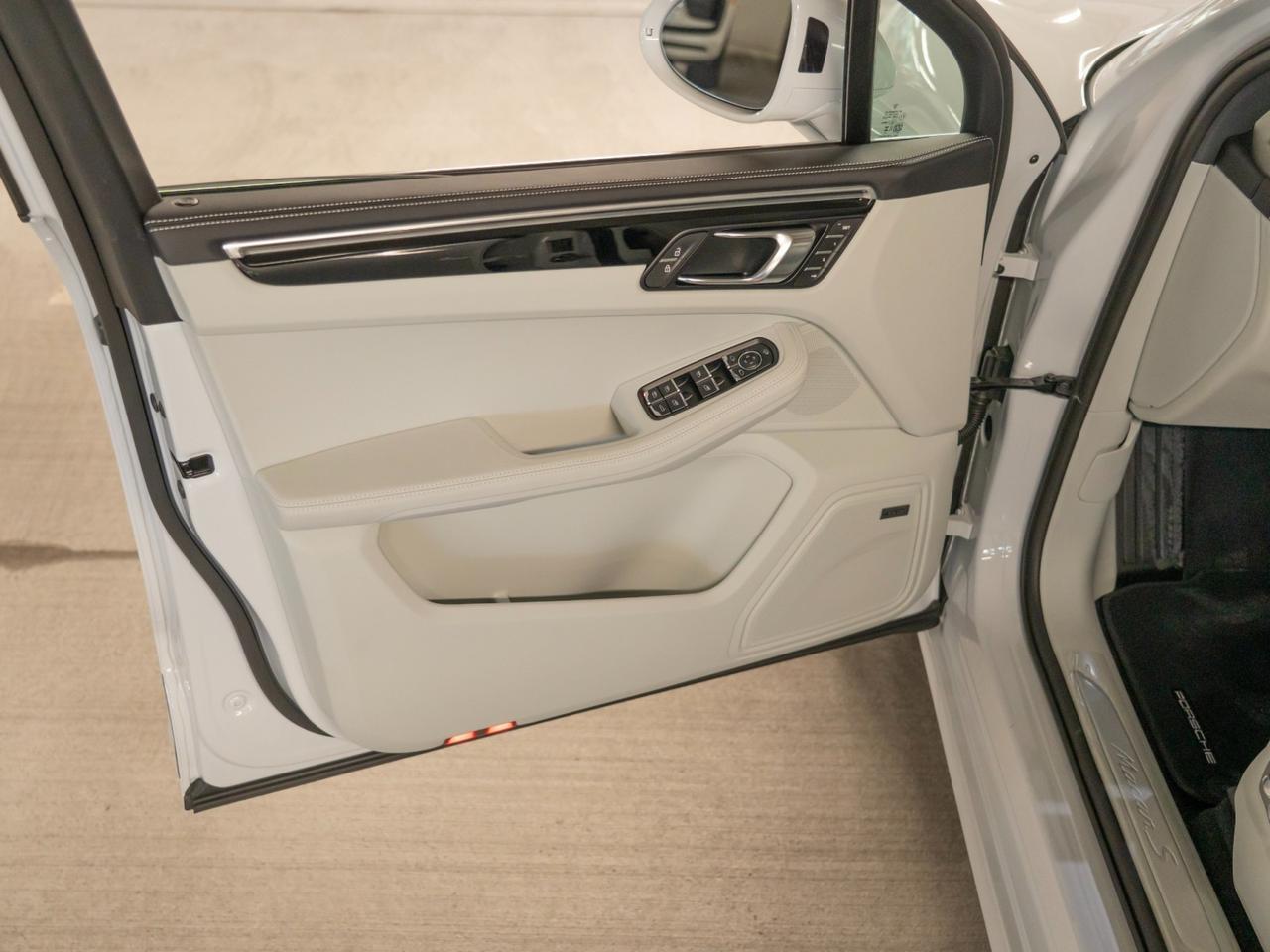2026 Porsche Macan S Pompano Beach FL