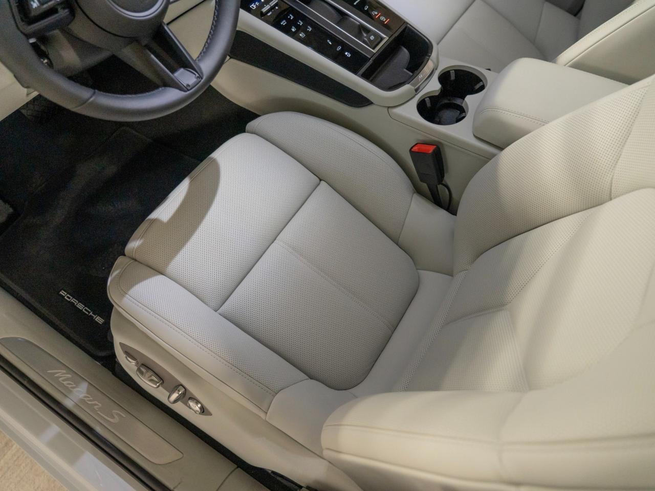 2026 Porsche Macan S Pompano Beach FL
